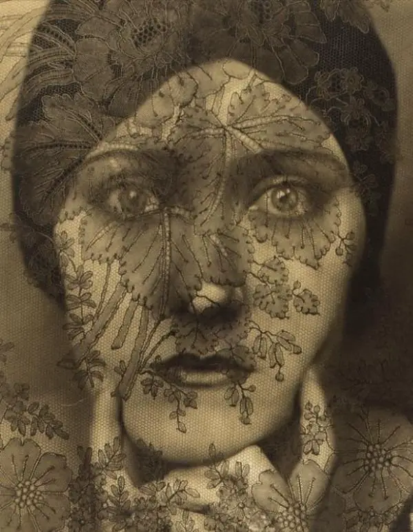 Iconic portrait of Gloria Swanson by Edward Steichen, a masterpiece of 1920s photography.