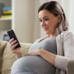 How to take pregnancy photos at home